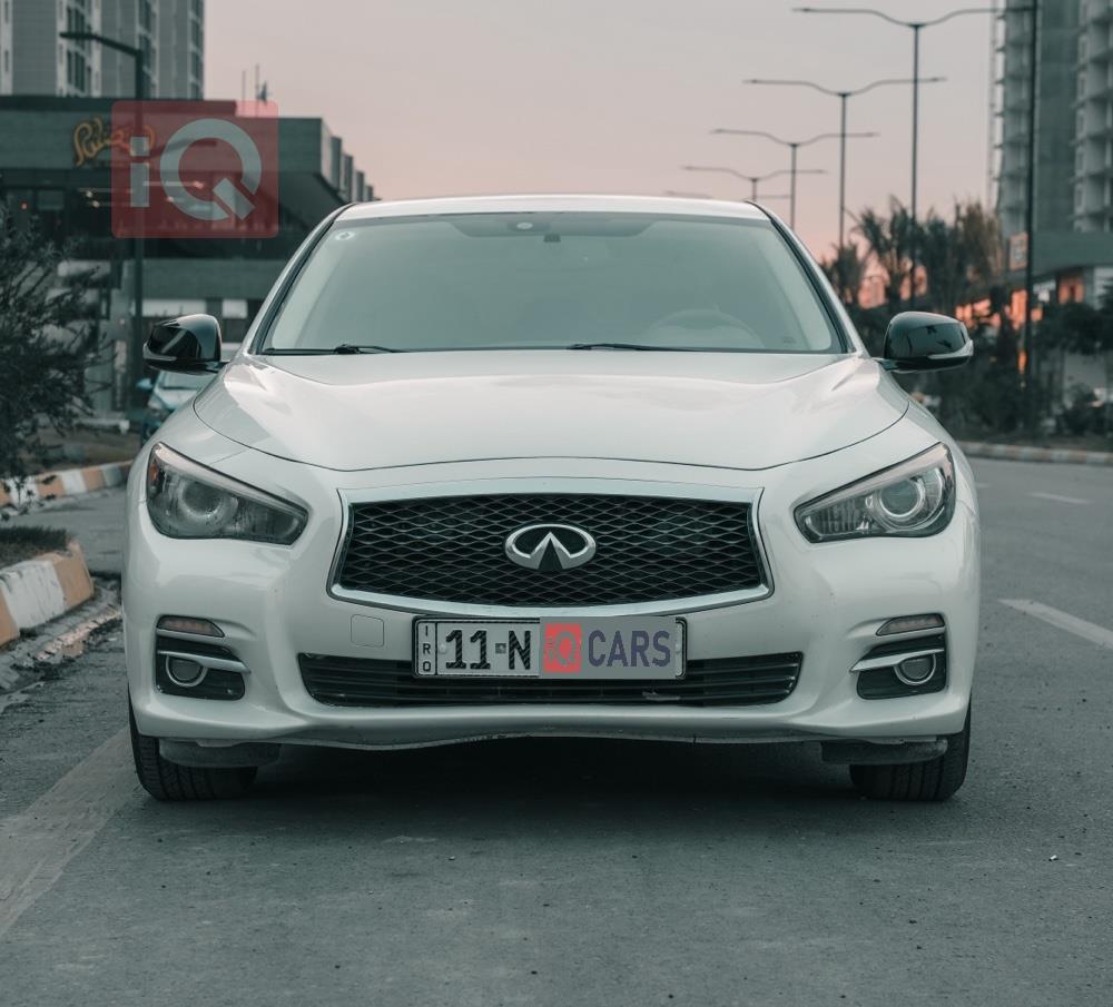 إنفينيتي Q50